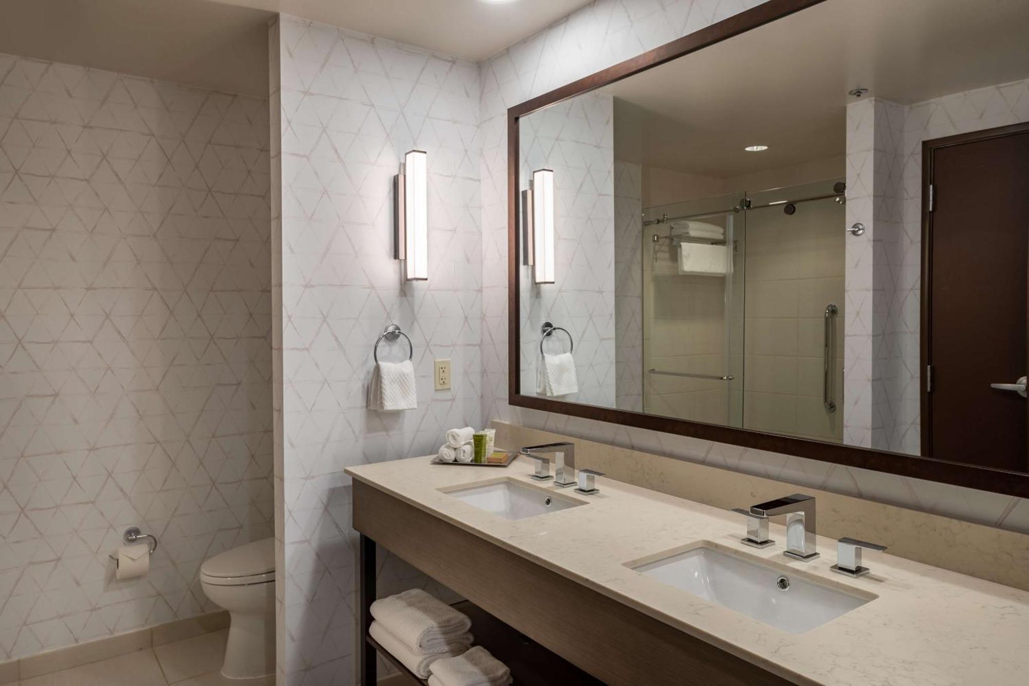 Hilton Asheville Biltmore Park Extérieur photo