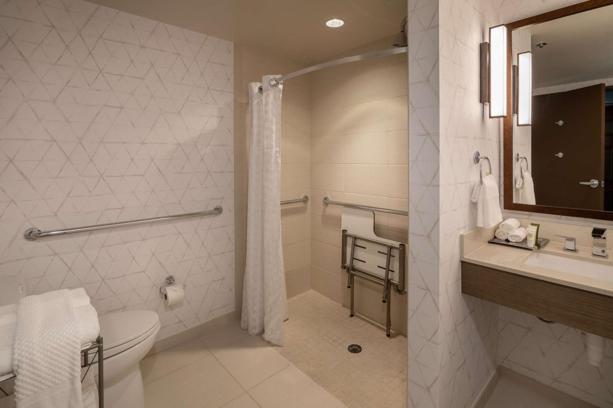 Hilton Asheville Biltmore Park Extérieur photo